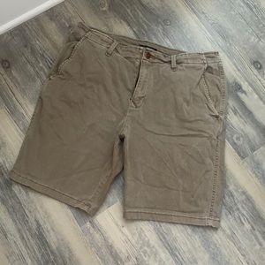 Men’s lucky brand shorts